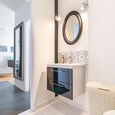 One Bedroom By Rent Like * 华沙