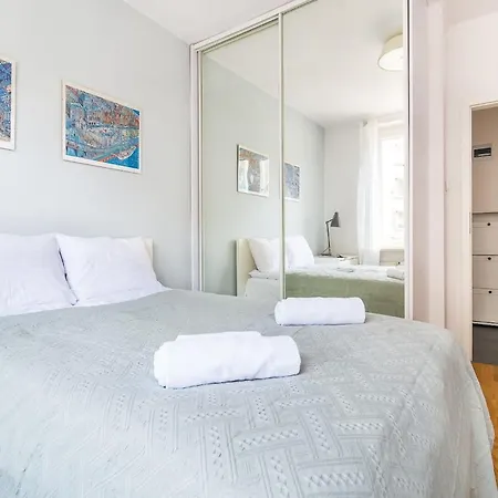 One Bedroom By Rent Like 公寓